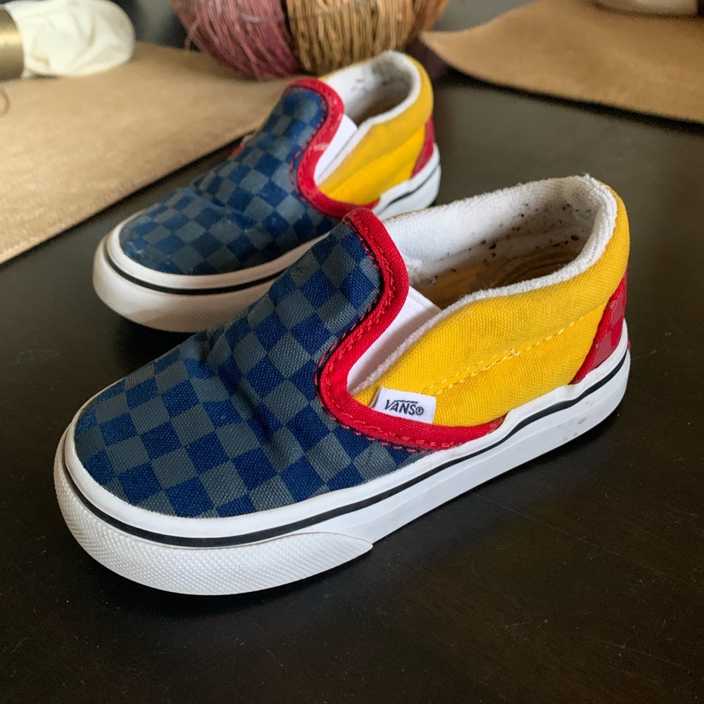 Vans toddler size 6